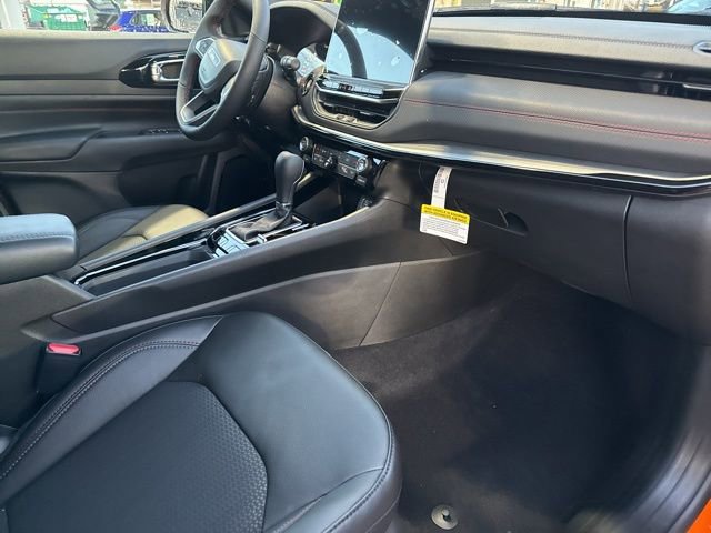 New 2026 Jeep Compass Trailhawk image 8