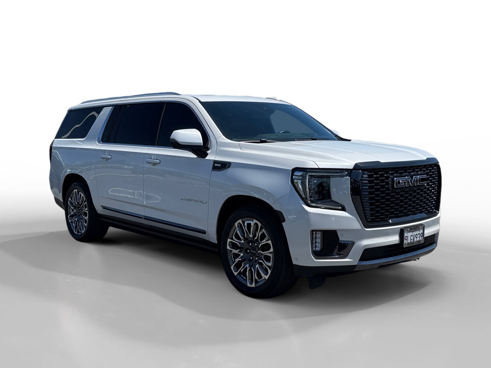 Used 2024 GMC Yukon XL Denali Ultimate AWD/4WD image 7