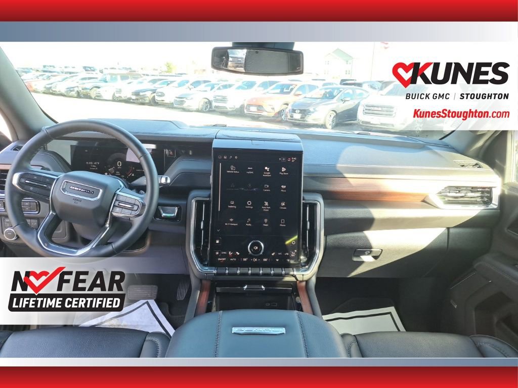 Used 2025 GMC Yukon XL Denali image 39