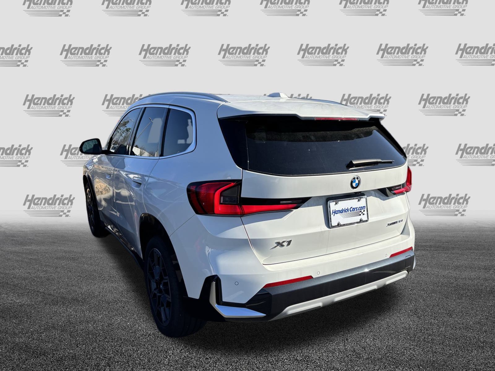Used 2023 BMW X1 xDrive28i w/ Premium Package image 8