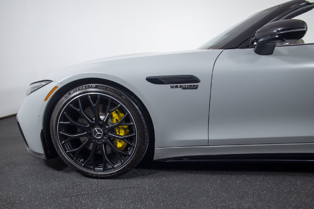 Used 2022 Mercedes-Benz SL 63 AMG 4MATIC image 11