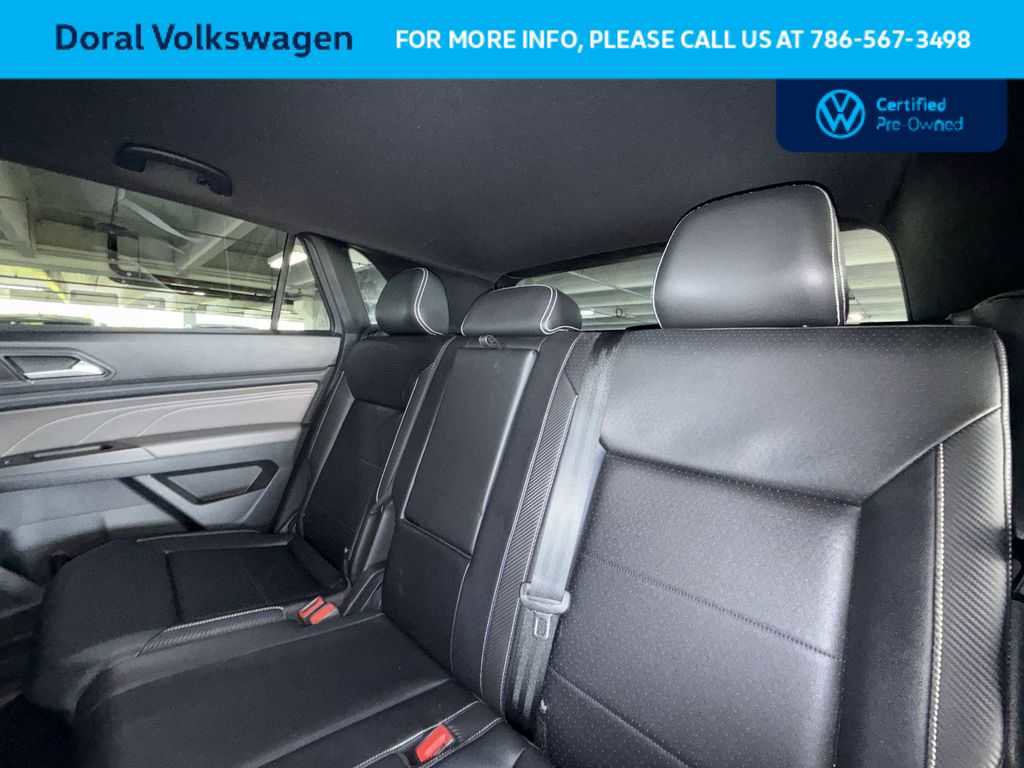 Certified 2023 Volkswagen Atlas Cross Sport SE w/ Black Wheel Package FWD image 22