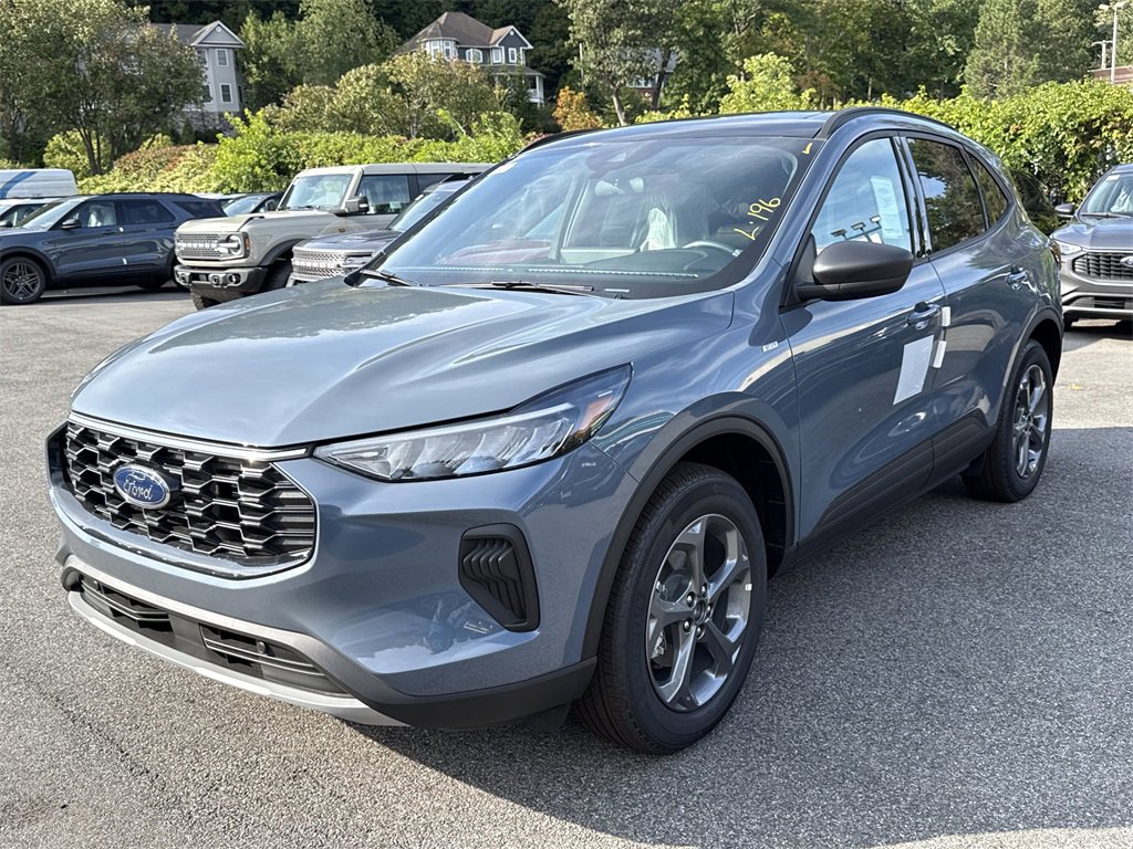 Used 2025 Ford Escape ST-Line w/ Tech Pack #1 image 7