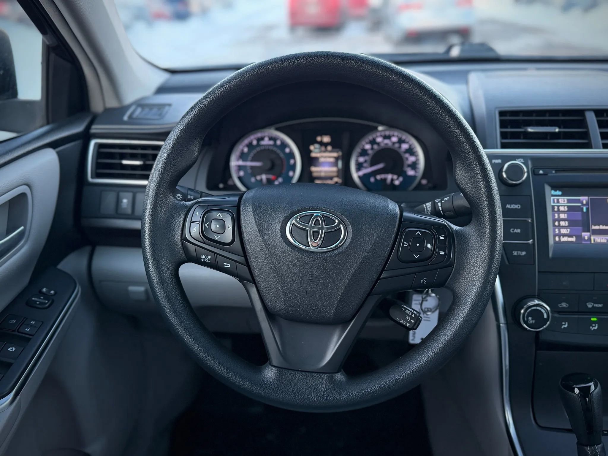 Used 2017 Toyota Camry LE image 10