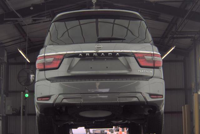 Used 2024 Nissan Armada Platinum w/ Captain's Chairs Package image 4