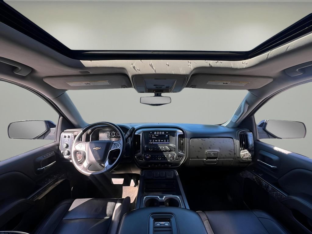 Used 2018 Chevrolet Silverado 1500 LTZ Z71 w/ Realtree Edition image 19