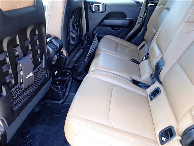 Used 2020 Jeep Gladiator Rubicon w/ Dual Top Group AWD/4WD image 9