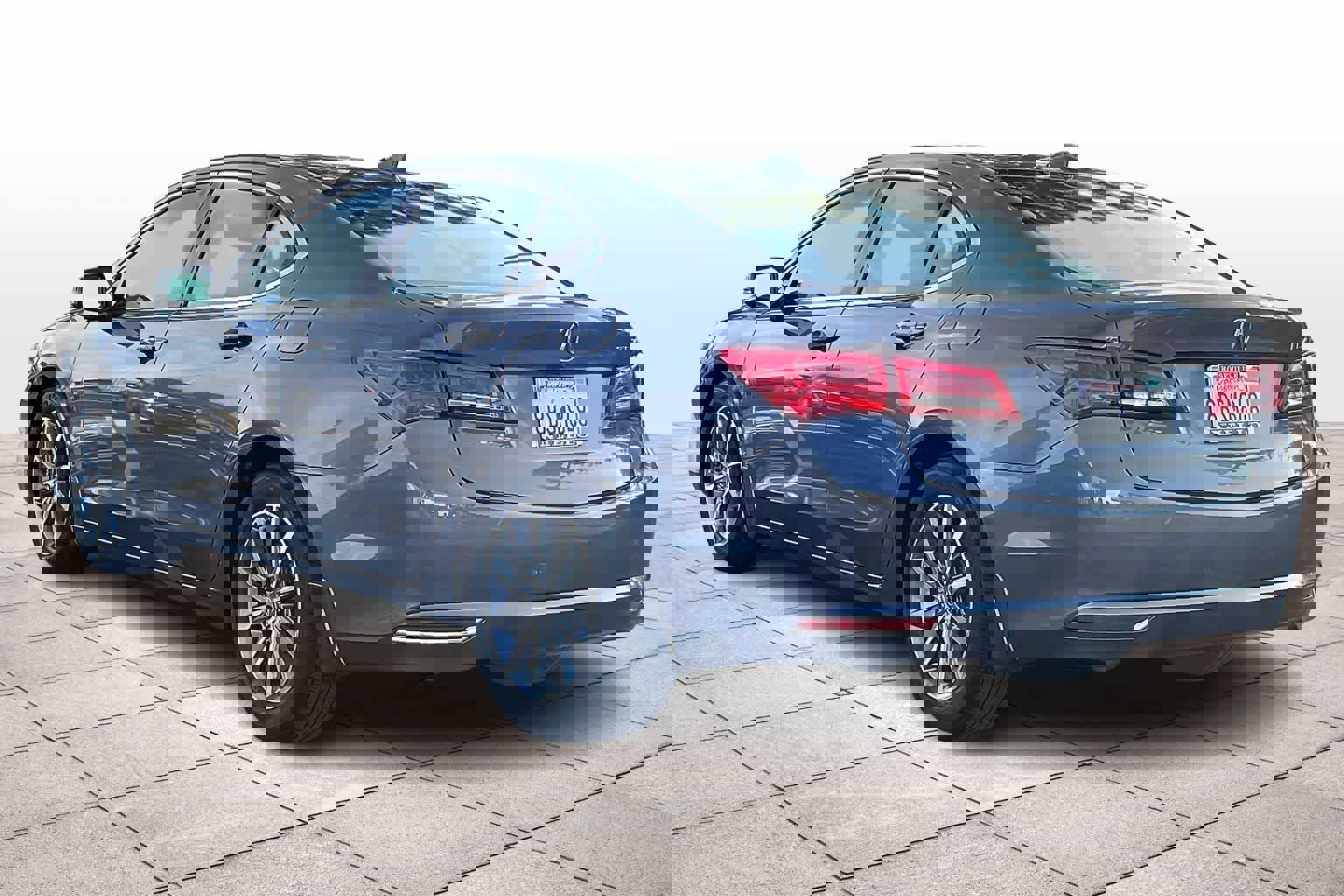 Used 2018 Acura TLX image 14