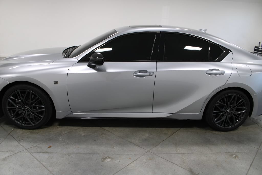 Used 2024 Lexus IS 500 RWD image 6