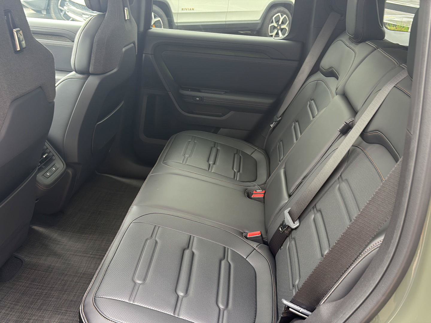 Used 2027 Rivian R2 Performance AWD/4WD image 18