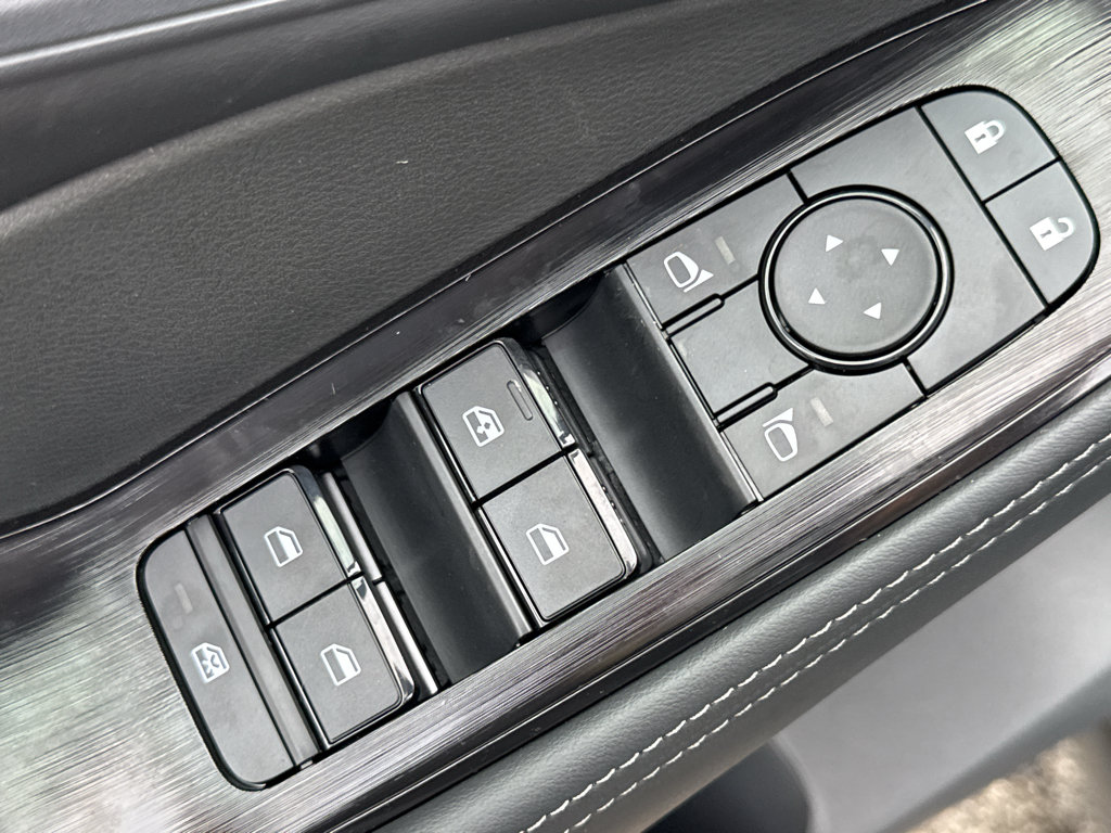 New 2026 Nissan Rogue SV AWD/4WD image 12