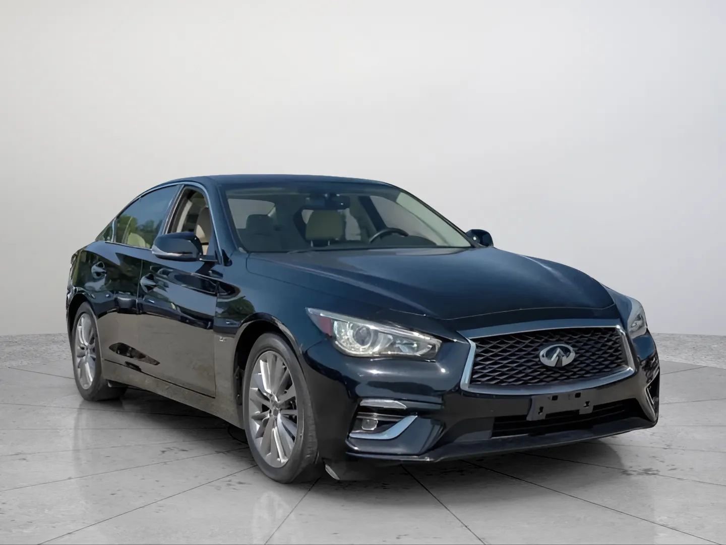 Used 2019 INFINITI Q50 Luxe w/ Essential Package (3.0T Luxe) image 12