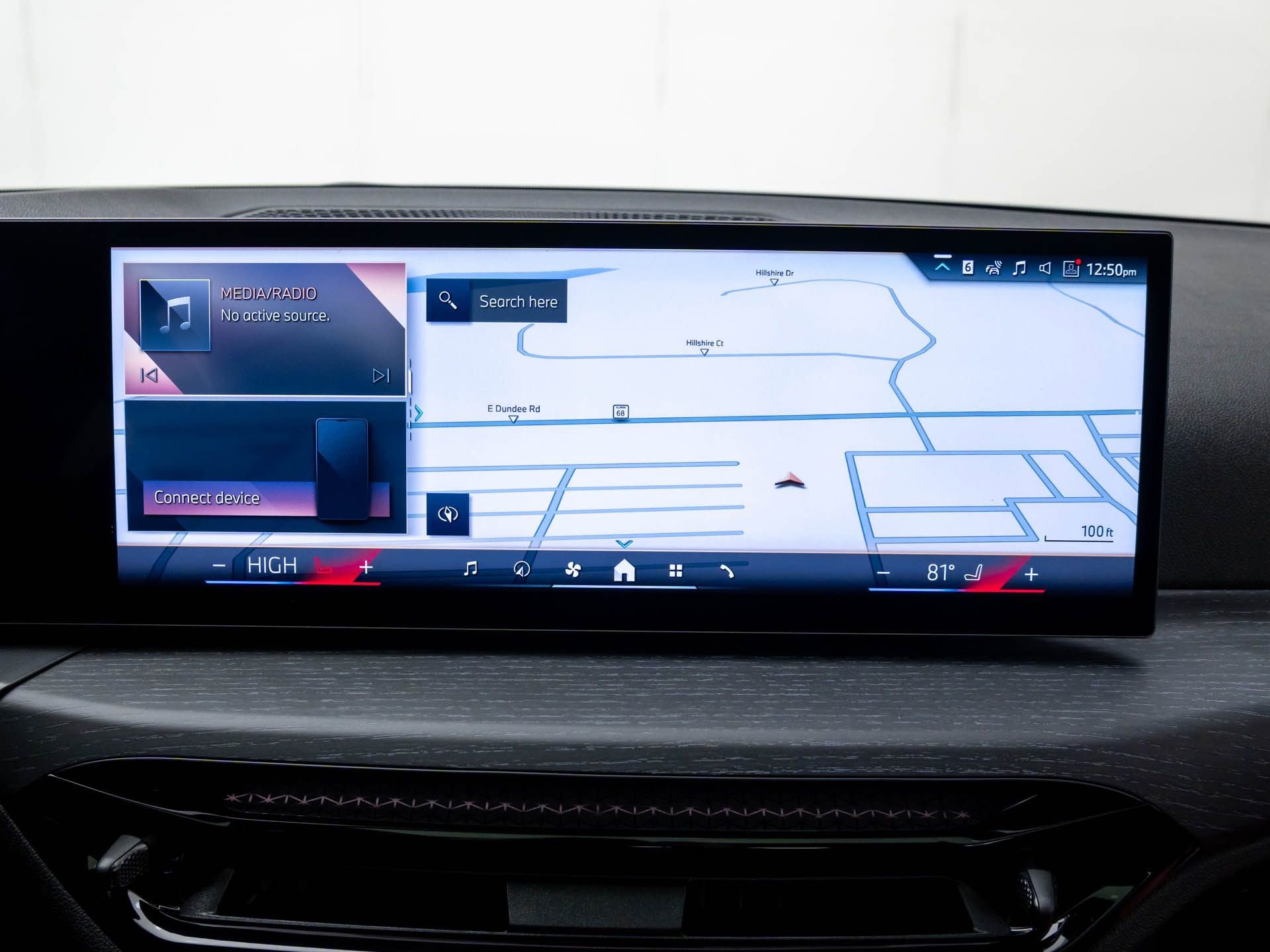 Used 2025 BMW 330i xDrive 330i xDrive w/ Driving Assistance Package image 16