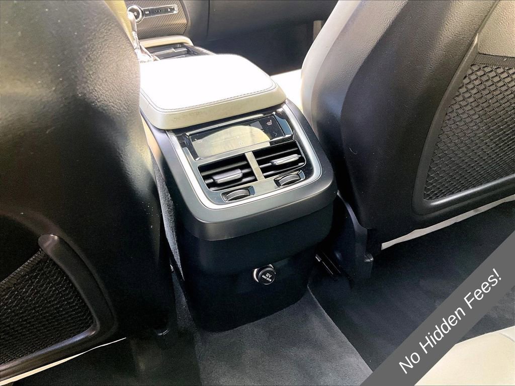 Used 2020 Volvo XC90 T5 R-Design AWD/4WD image 27