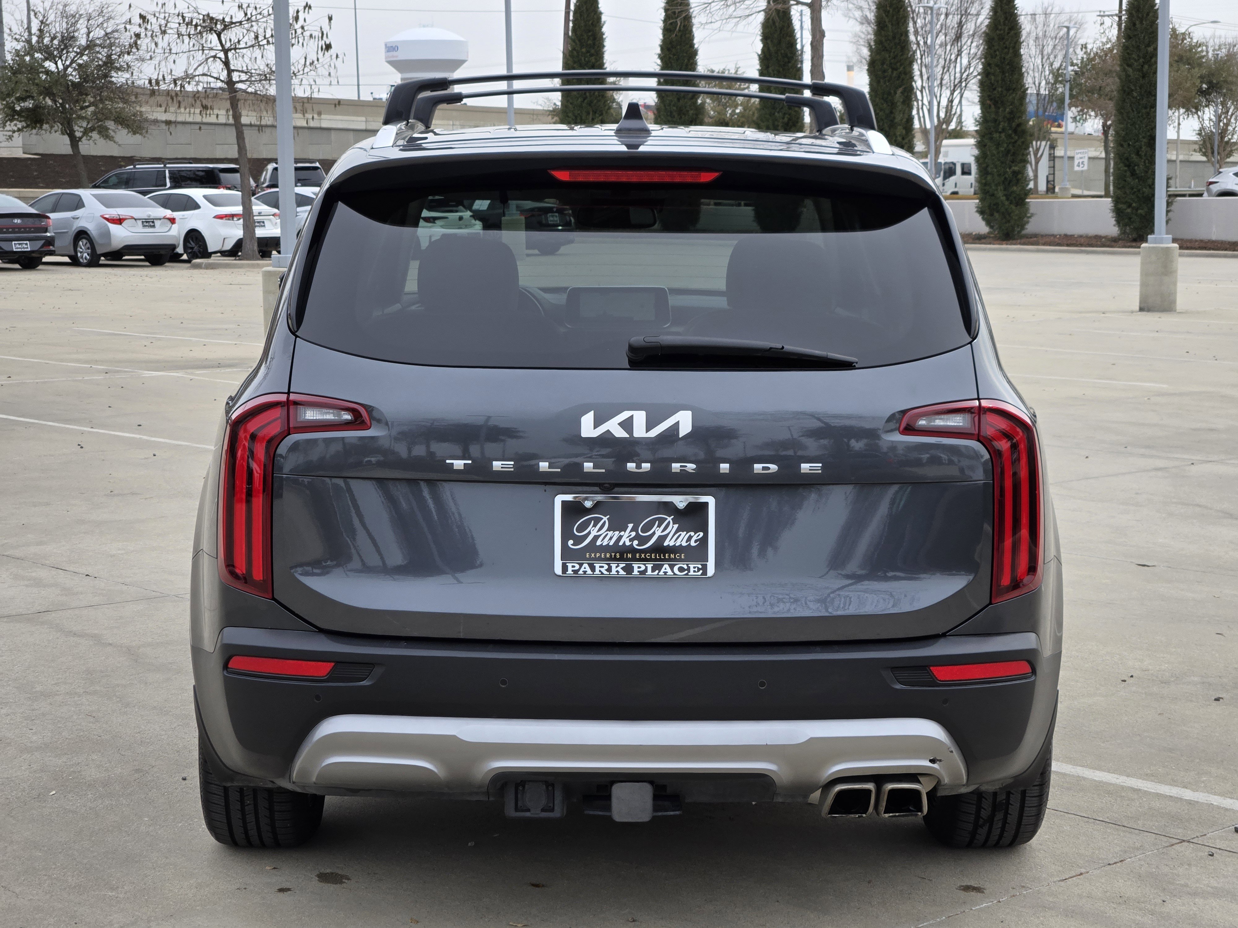 Used 2022 Kia Telluride SX w/ Towing Package image 5