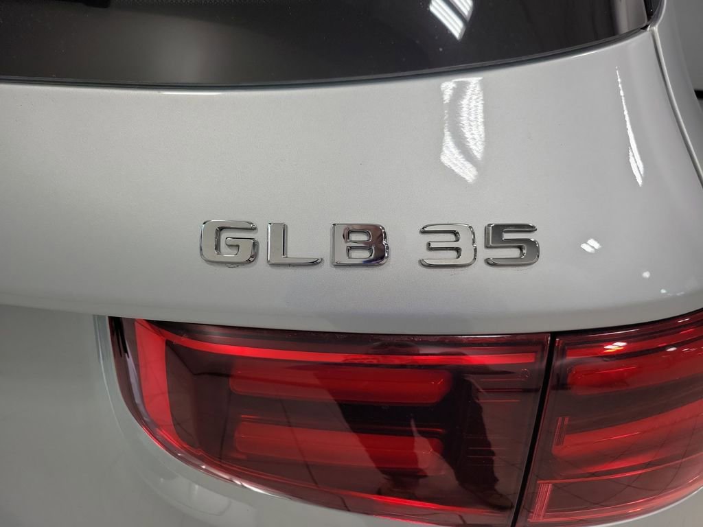 Used 2024 Mercedes-Benz GLB 35 AMG 4MATIC image 14