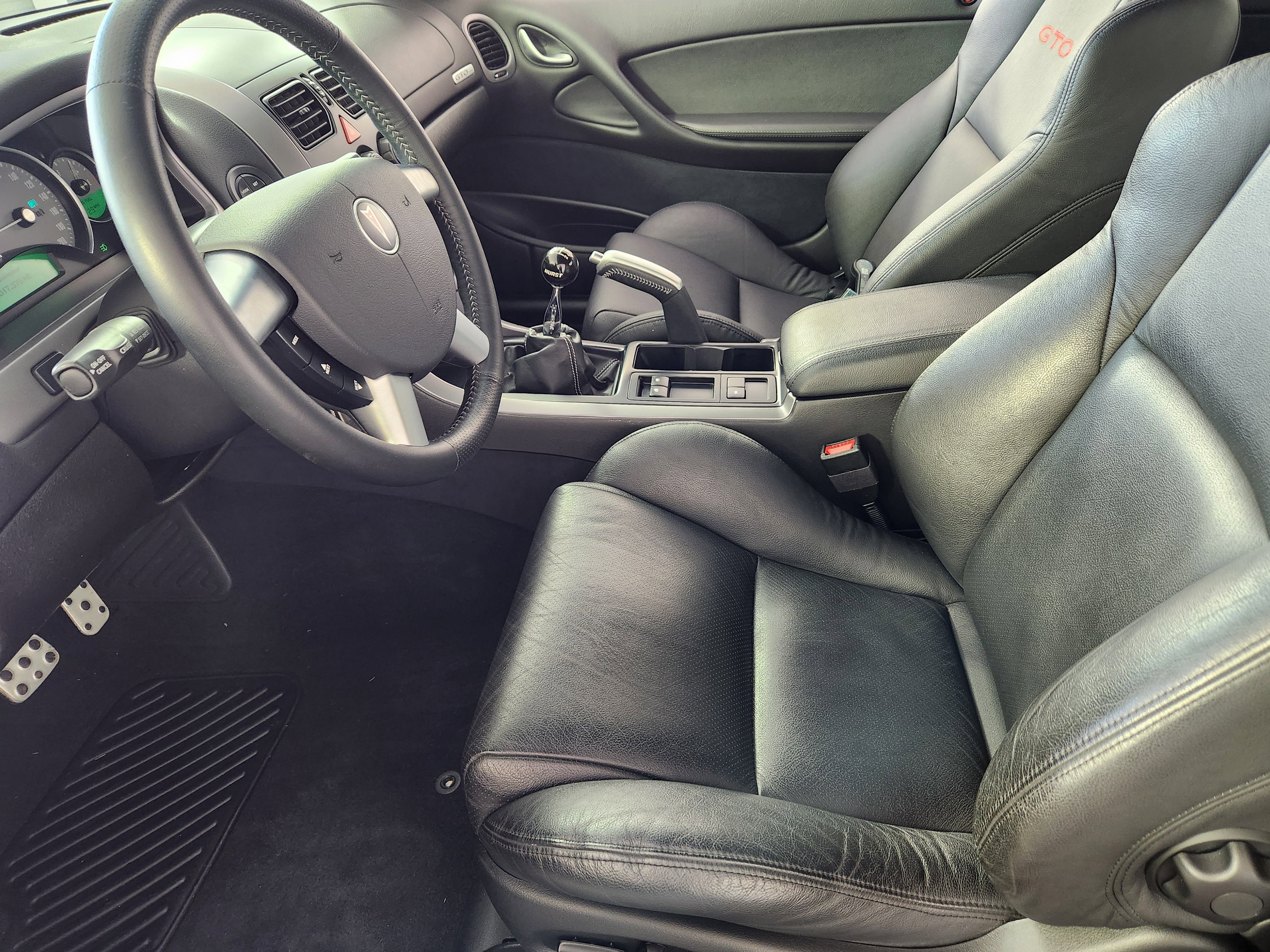 Used 2004 Pontiac GTO w/ Limited Edition Pulse Red RWD image 12