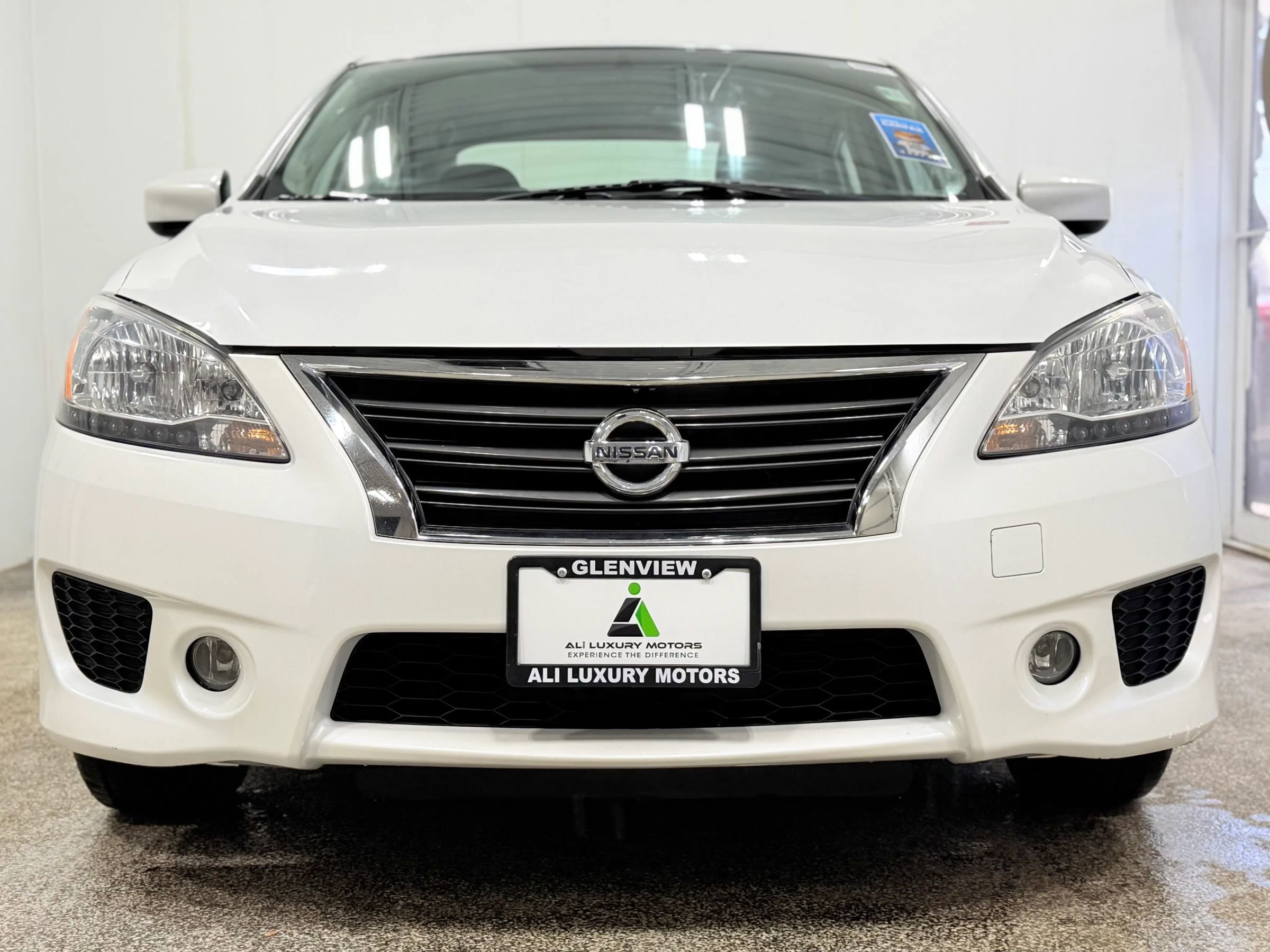 Used 2014 Nissan Sentra SR image 2