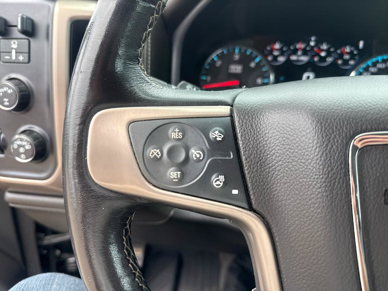 Used 2018 GMC Sierra 1500 Denali AWD/4WD image 21
