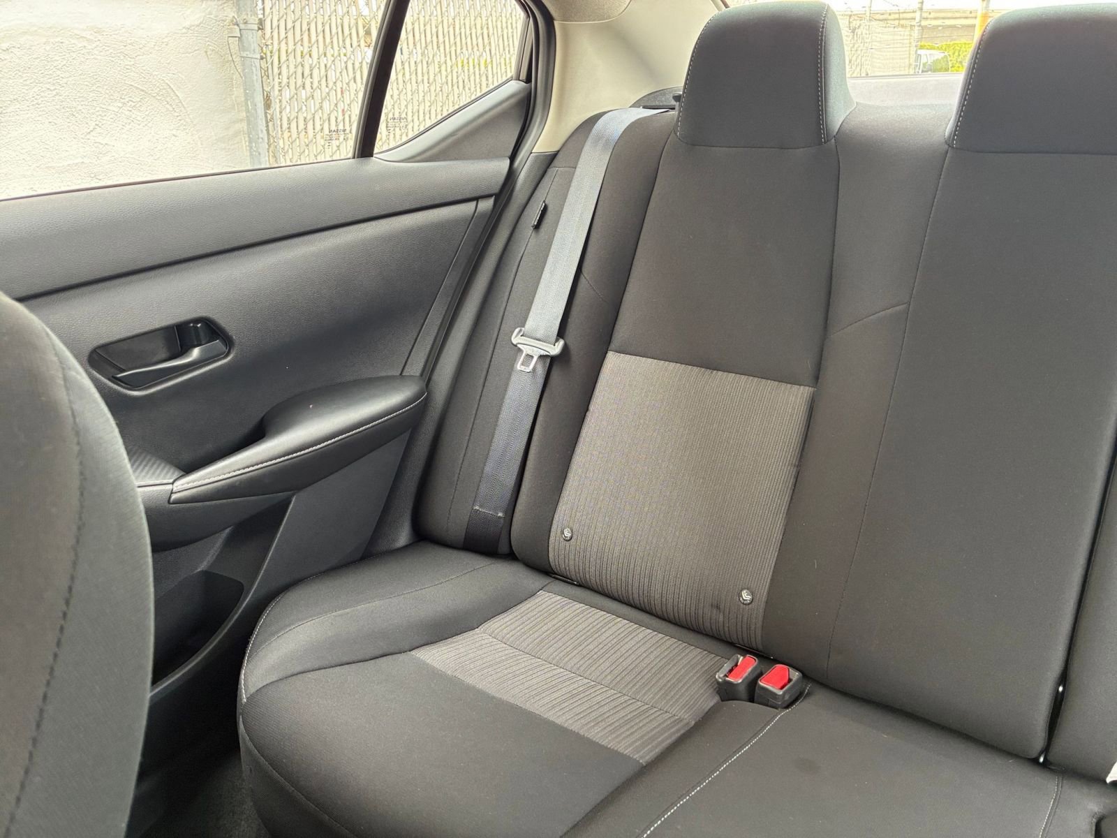 Used 2025 Nissan Sentra SV FWD image 37