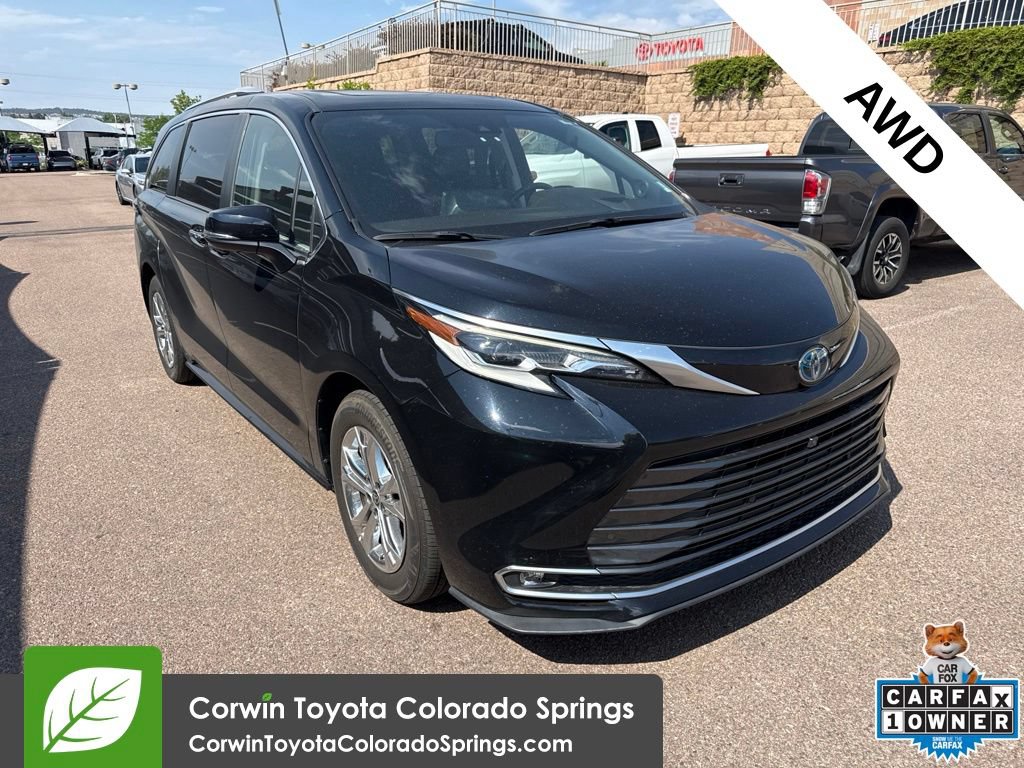 Used 2023 Toyota Sienna Platinum