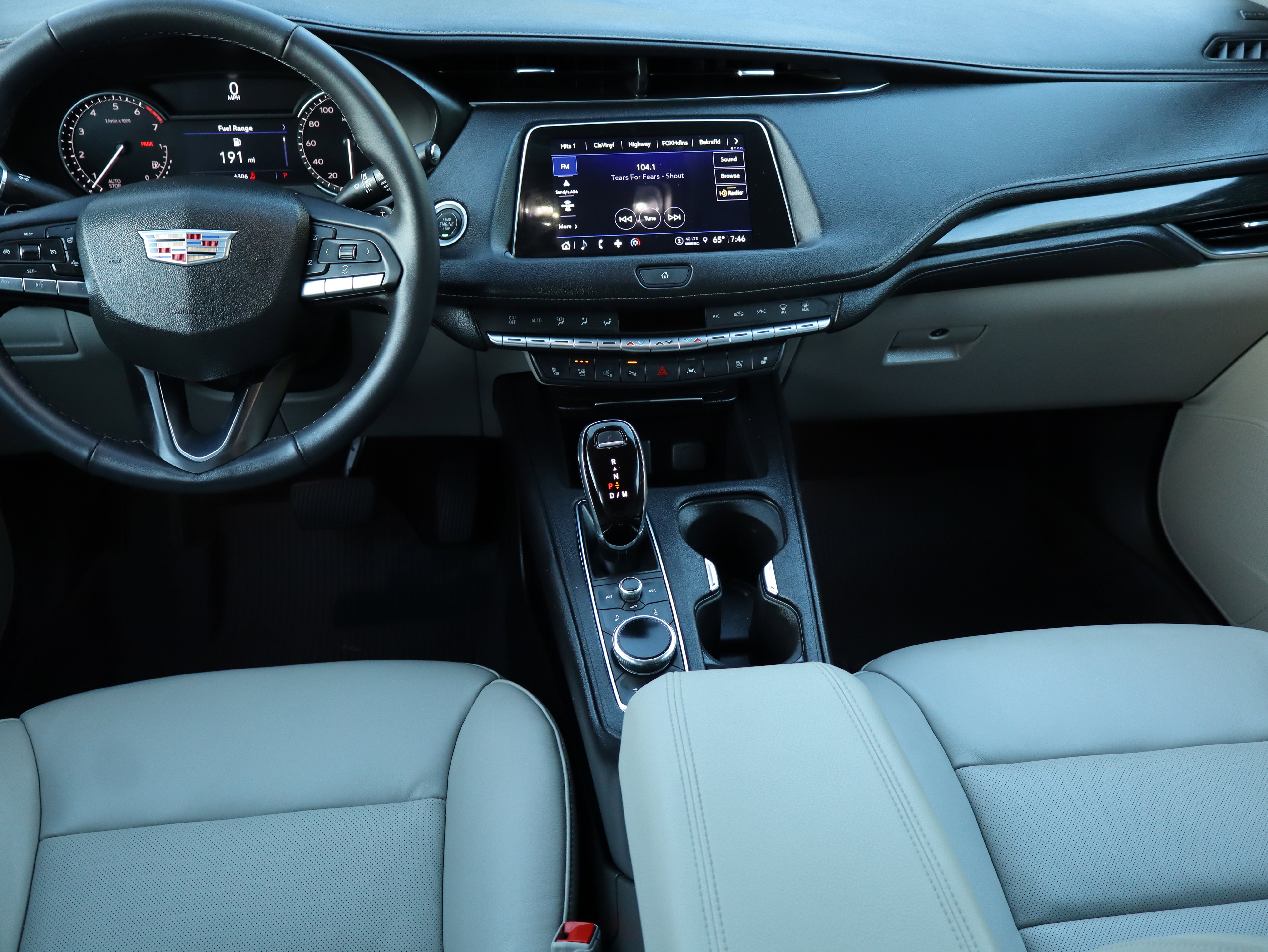 Used 2022 Cadillac XT4 Premium Luxury w/ Enhanced Visibility Package image 20