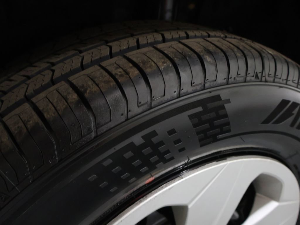 Used 2022 Toyota RAV4 LE image 34