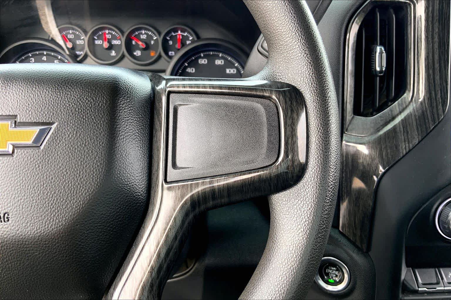 Used 2023 Chevrolet Silverado 1500 Custom RWD image 24