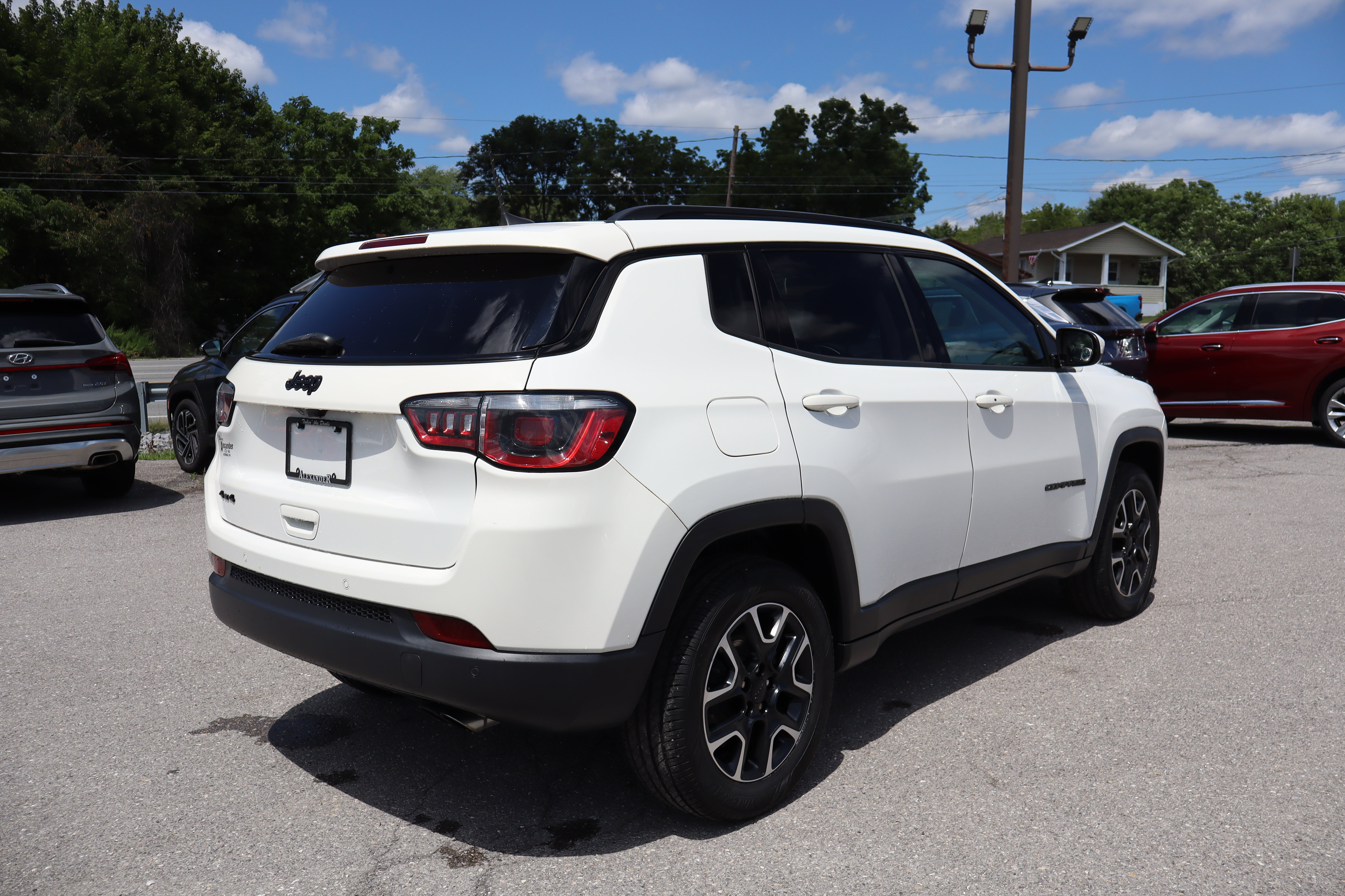 Used 2019 Jeep Compass Sport AWD/4WD video 3