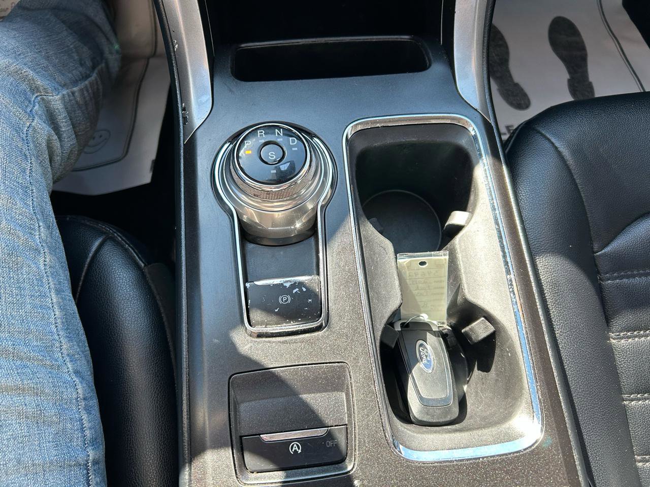 Used 2019 Ford Fusion SEL image 28