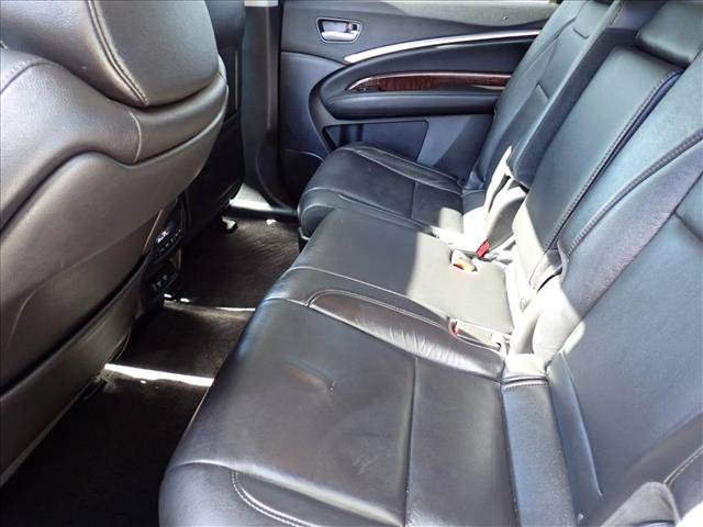 Used 2017 Acura MDX w/ Technology Package AWD/4WD image 10