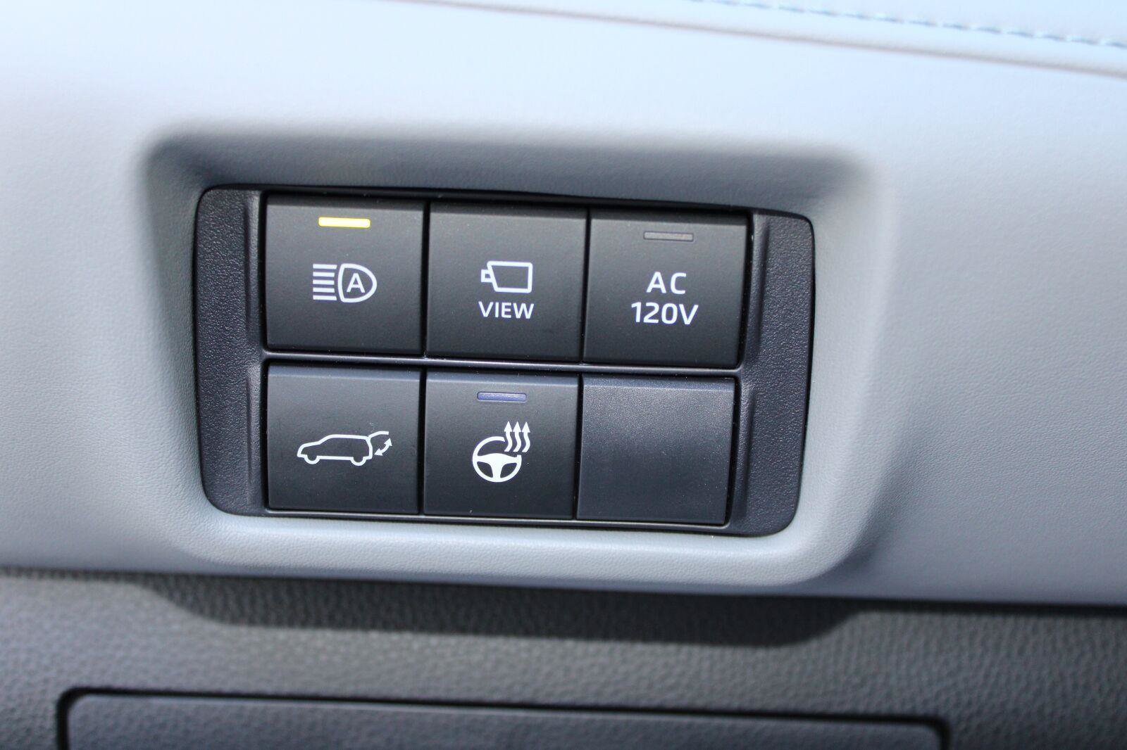 Used 2026 Toyota Highlander Platinum AWD/4WD image 18