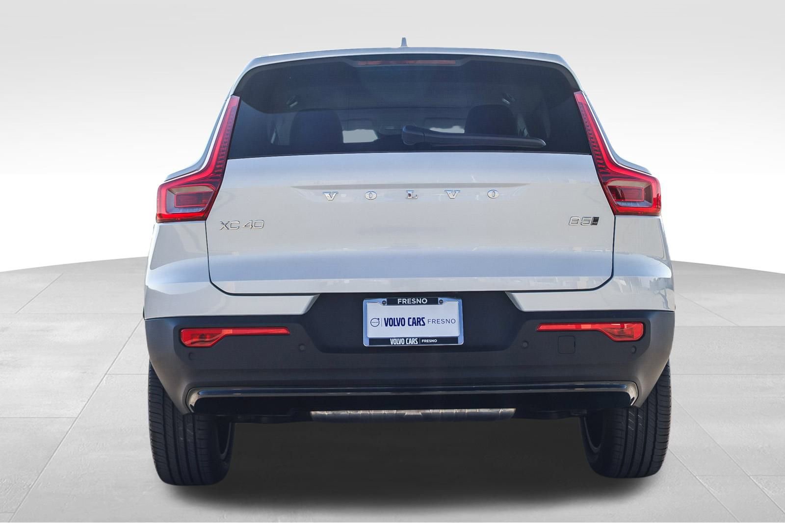 New 2026 Volvo XC40 B5 Plus w/ Protection Package Premier image 6