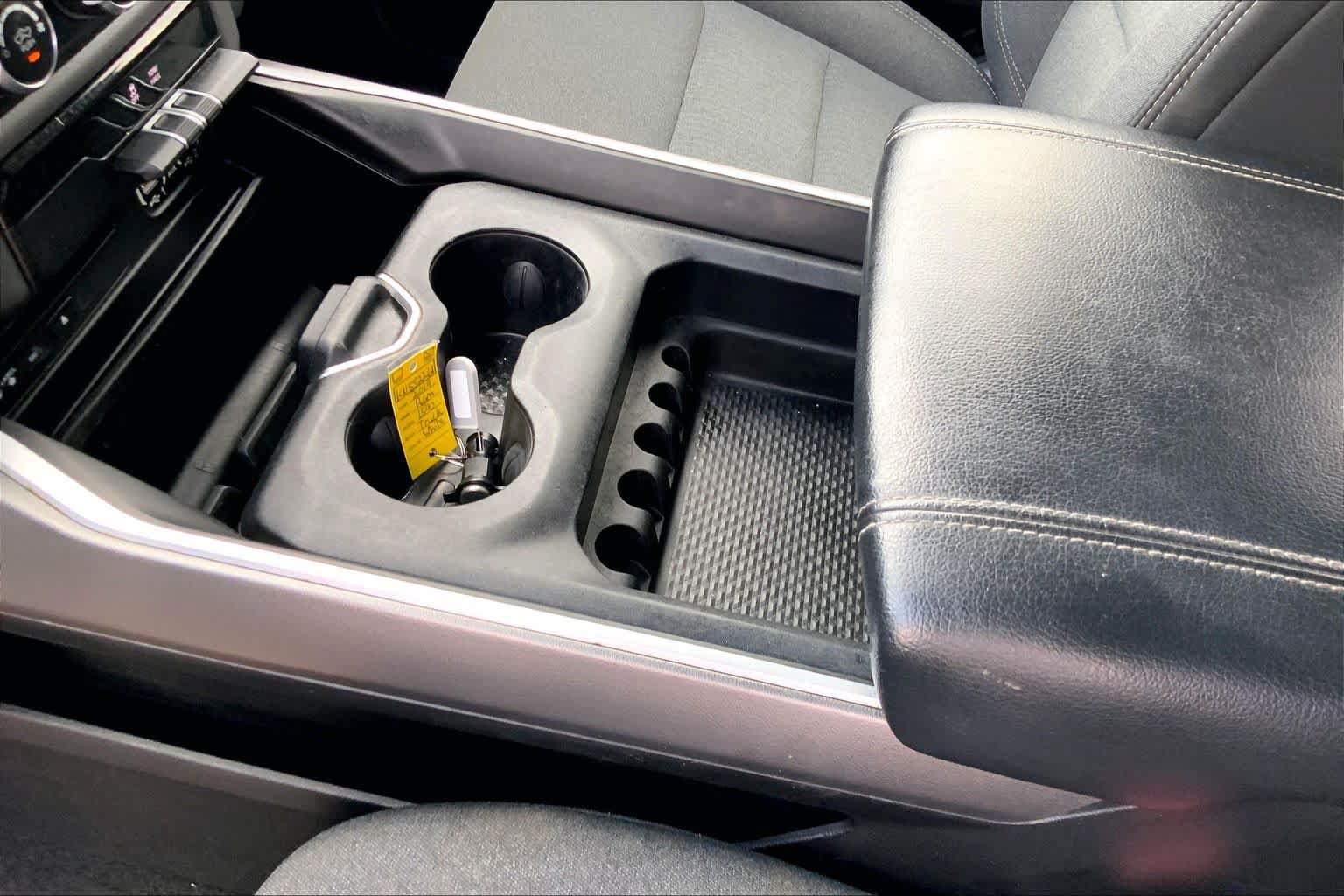 Used 2019 RAM 1500 Big Horn AWD/4WD image 16