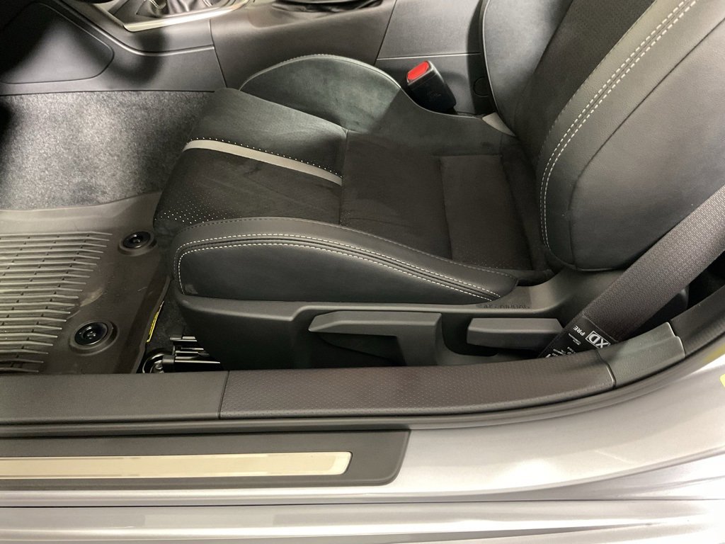 New 2025 Toyota GR86 Premium image 19