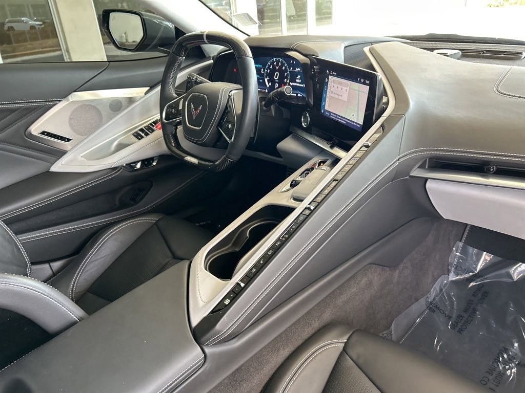 Used 2025 Chevrolet Corvette Z06 image 30