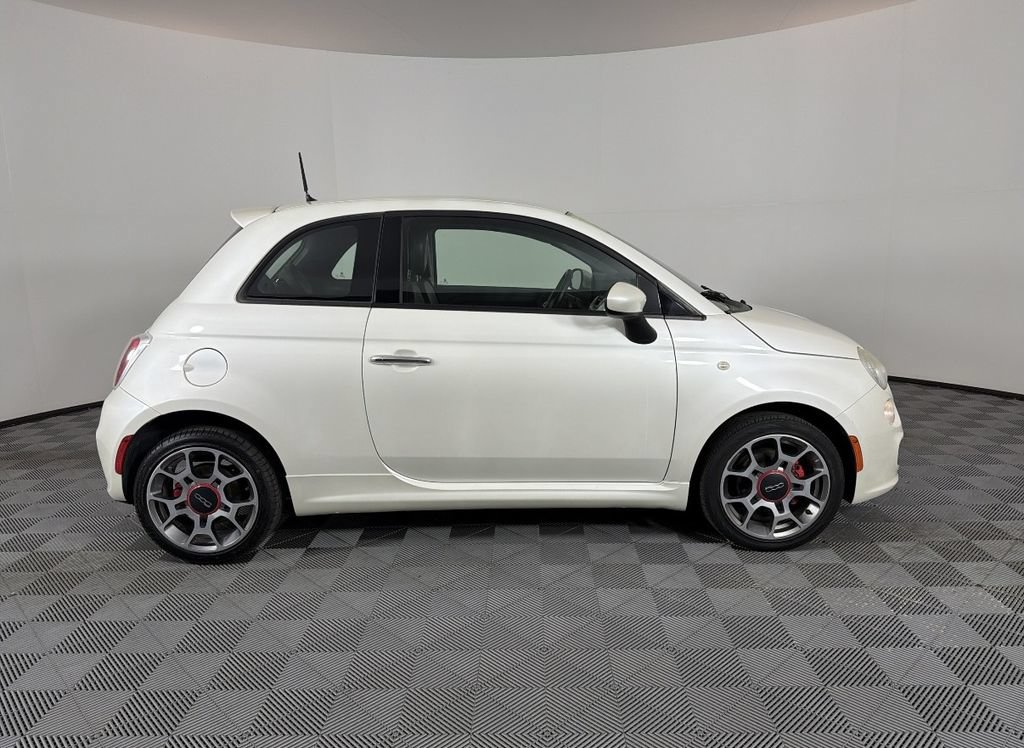 Used 2015 FIAT 500 Sport FWD image 2