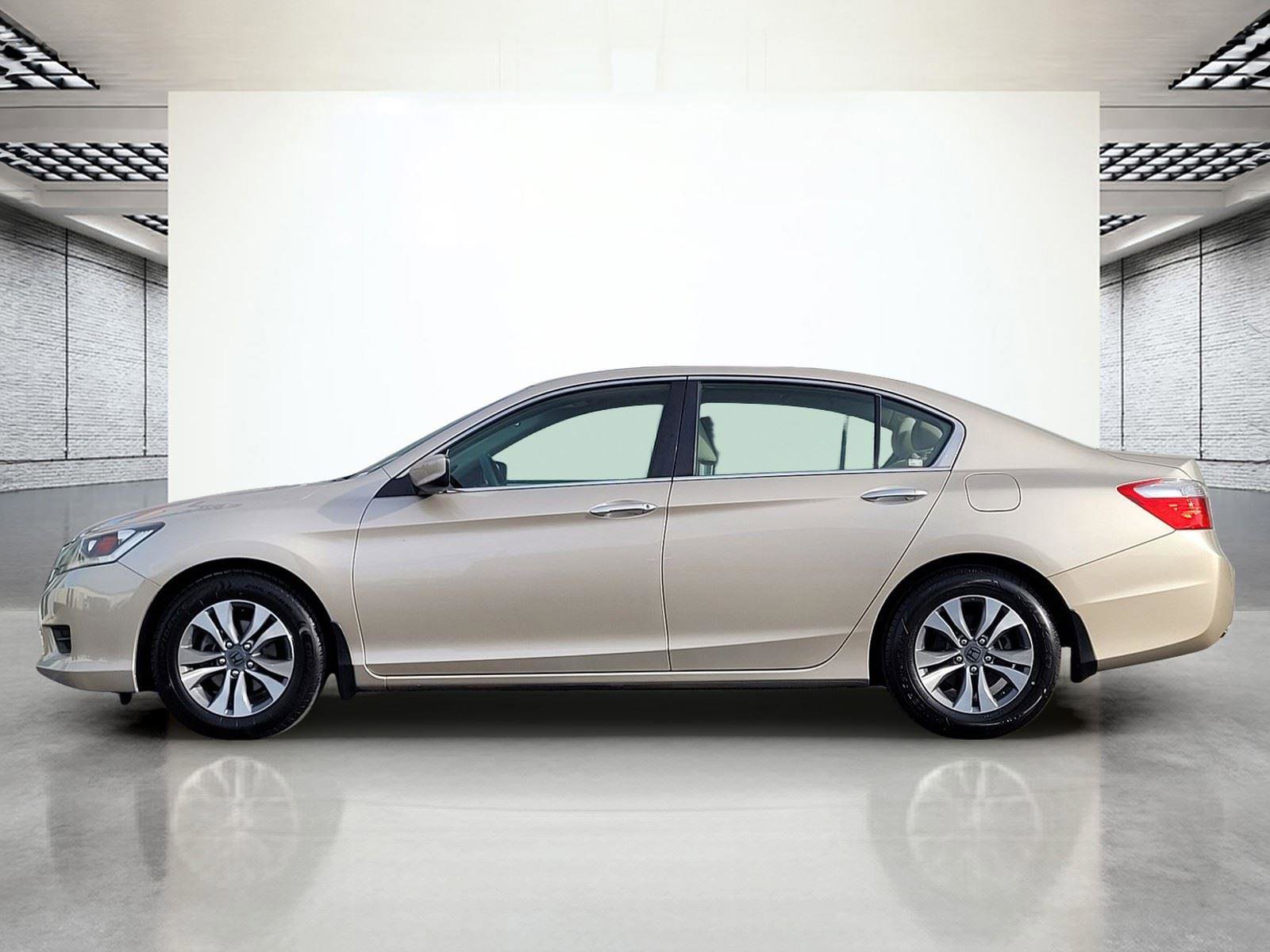 Used 2013 Honda Accord LX image 8