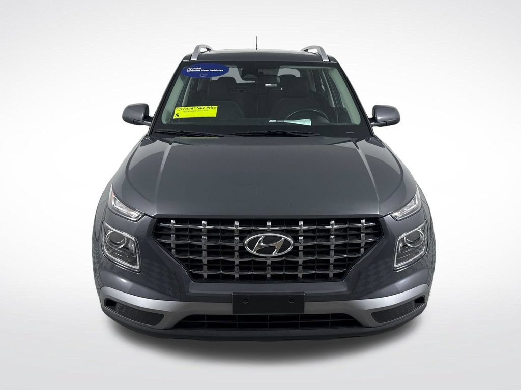 Used 2023 Hyundai Venue SEL FWD image 11