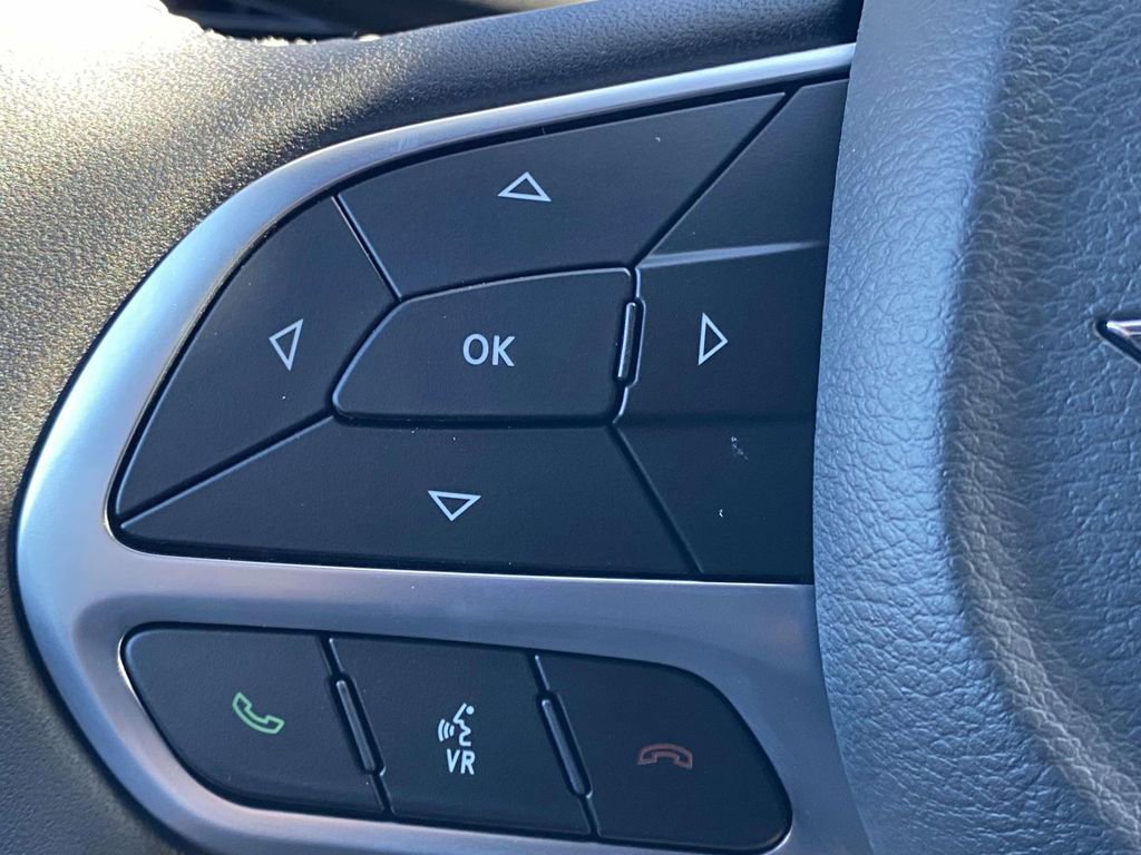 New 2026 Chrysler Pacifica Select image 21