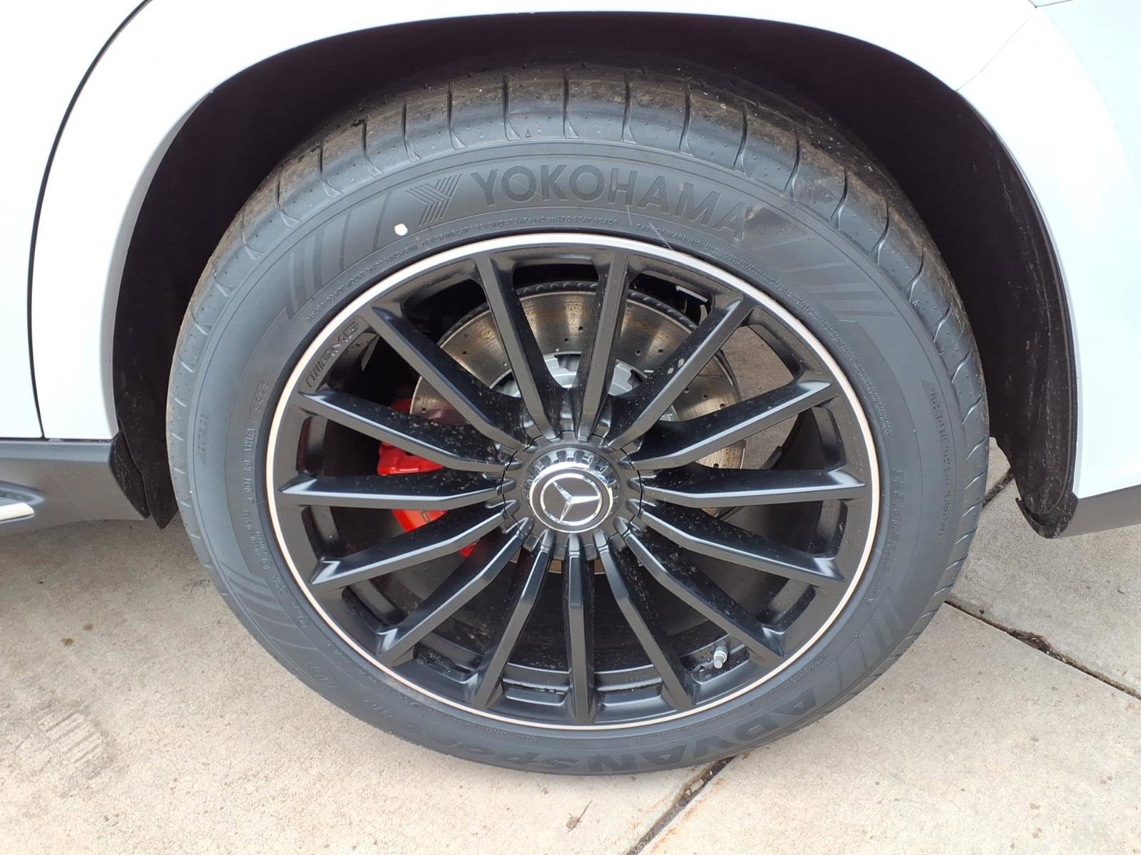 New 2026 Mercedes-Benz GLS 63 AMG 4MATIC image 13