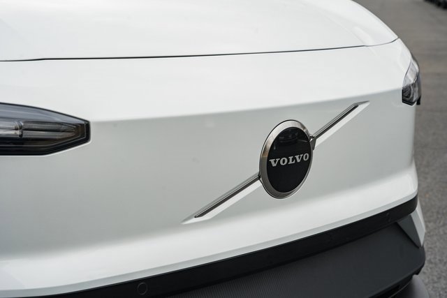New 2026 Volvo EX30 Plus image 12
