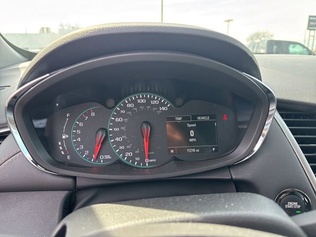 Used 2022 Chevrolet Trax LT w/ Midnight Edition image 16