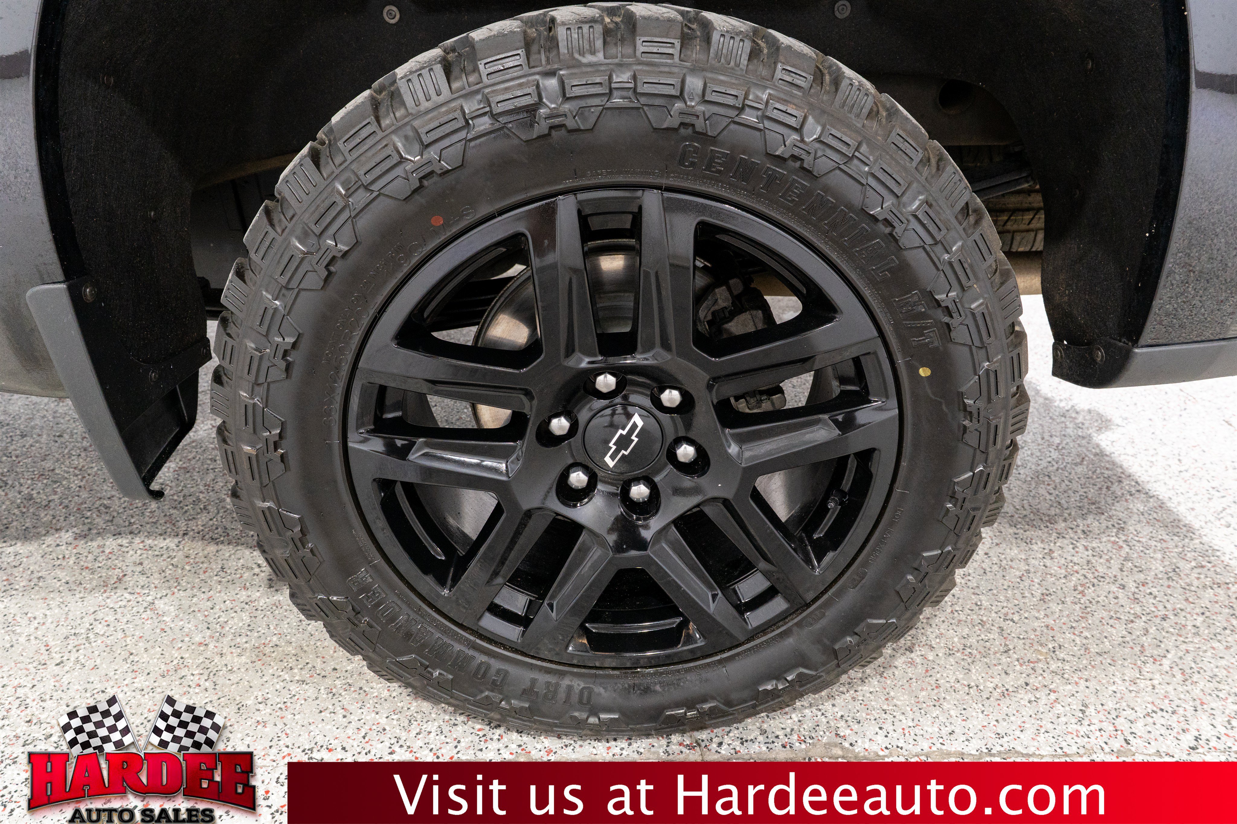 Used 2025 Chevrolet Silverado 1500 RST AWD/4WD image 10
