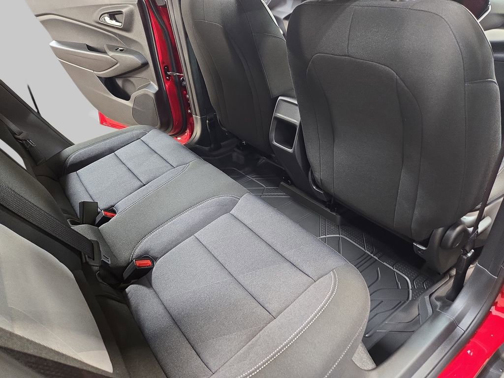 New 2026 Chevrolet Trax LS w/ LS Convenience Package FWD image 44