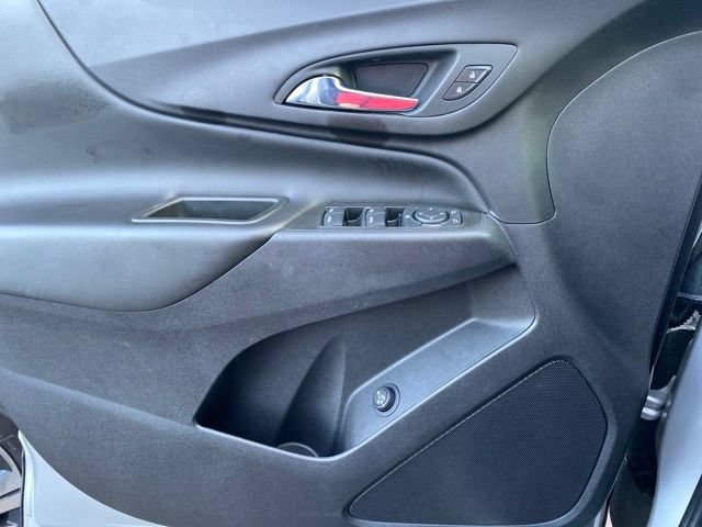 Used 2021 Chevrolet Equinox LT FWD image 23