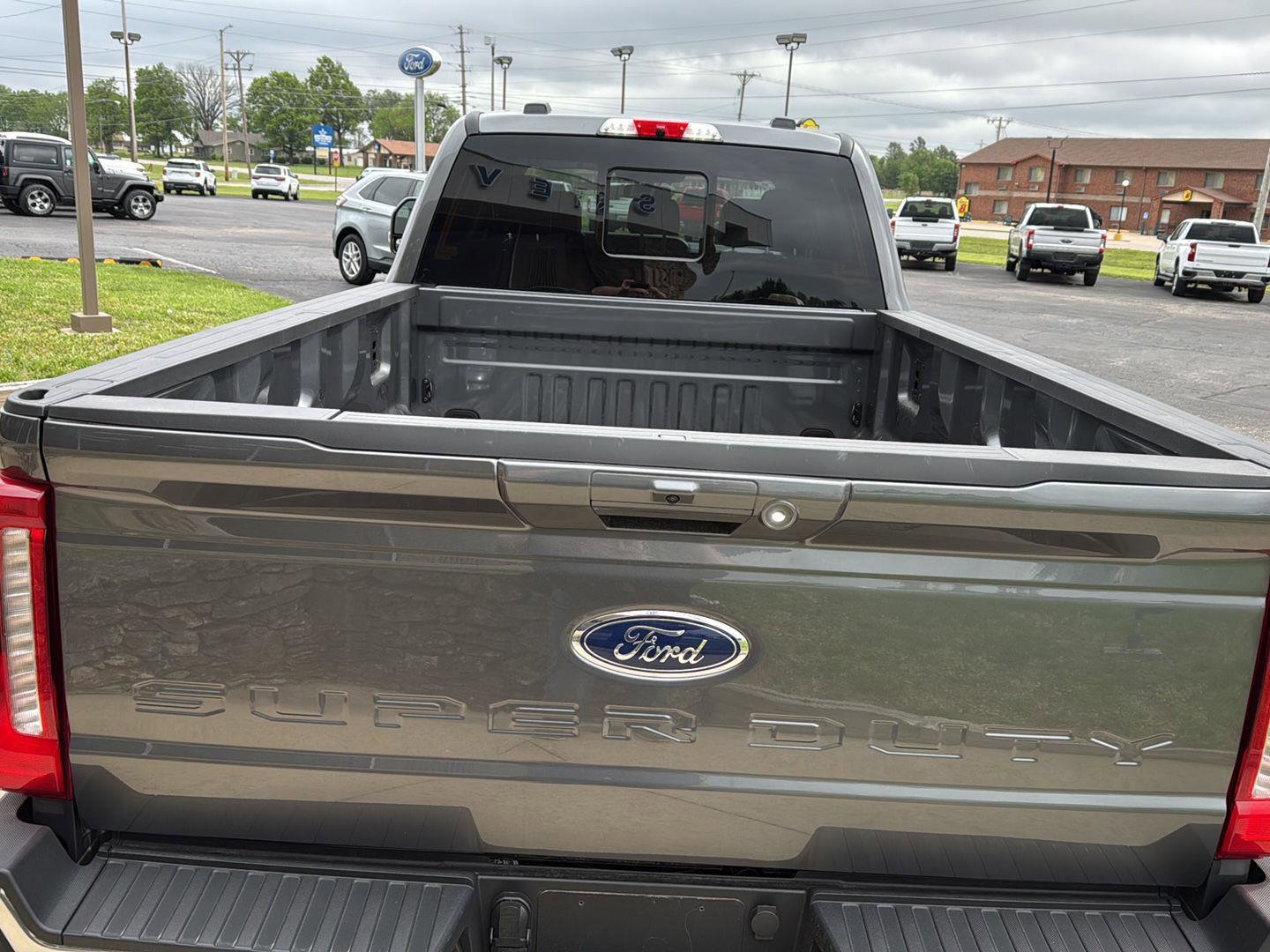 New 2026 Ford F350 Lariat AWD/4WD image 9