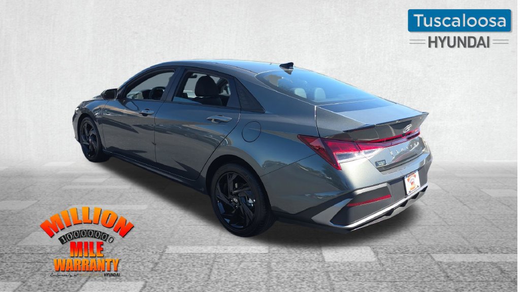 New 2026 Hyundai Elantra SEL Sport FWD image 6