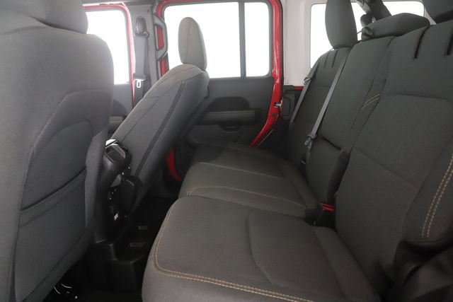 Used 2025 Jeep Wrangler Unlimited Sahara w/ Safety Group image 26