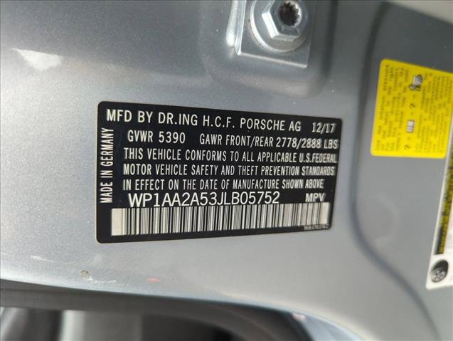 Used 2018 Porsche Macan AWD/4WD image 24